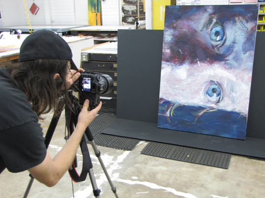 Mike Brown photographs "Face" for the "Business of Art" Schoalrship Project
